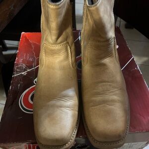 Men’s boots